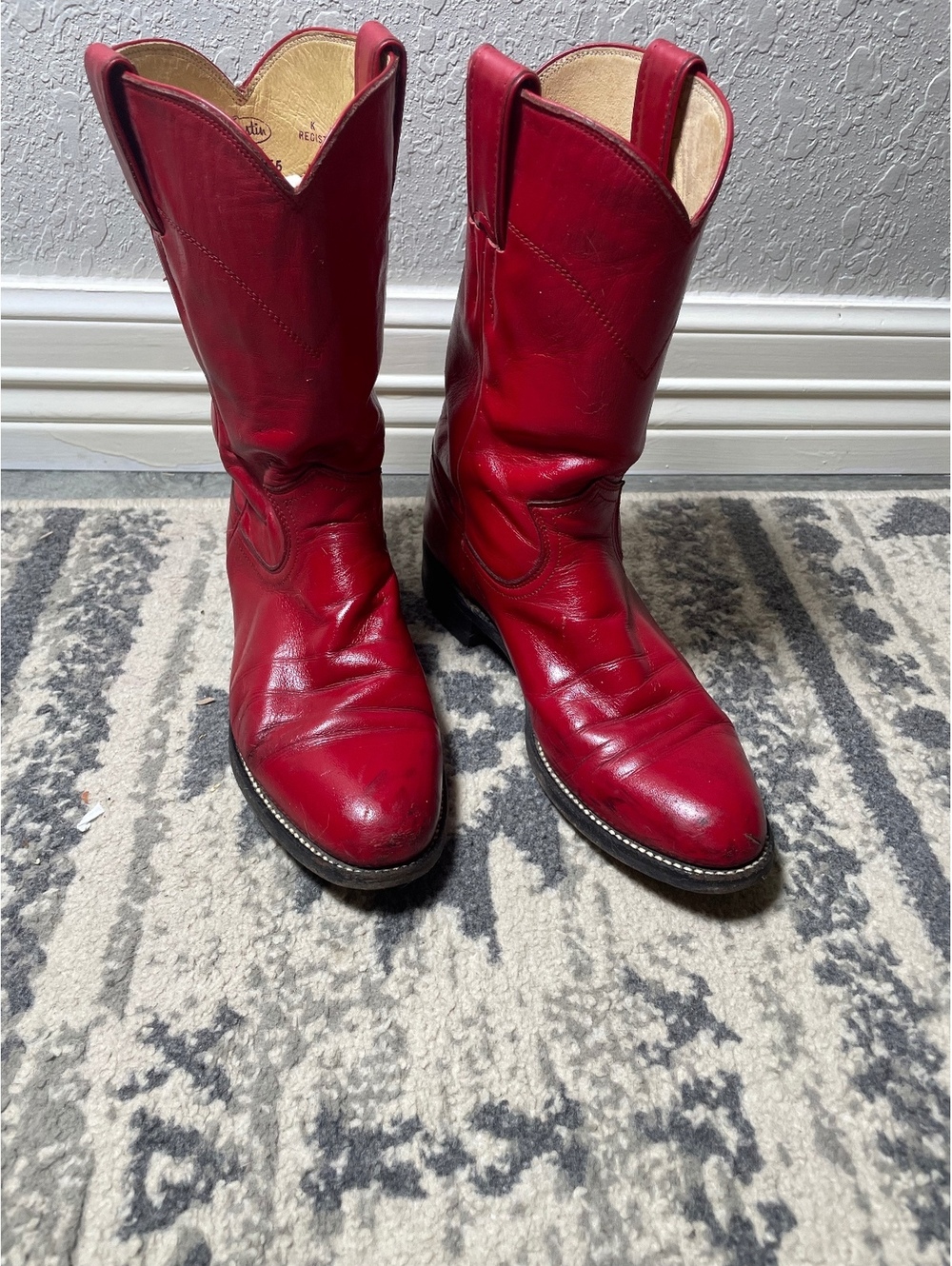 Women’s Justin vintage red round toe western roper size 6.5 B - Picture 1 of 9